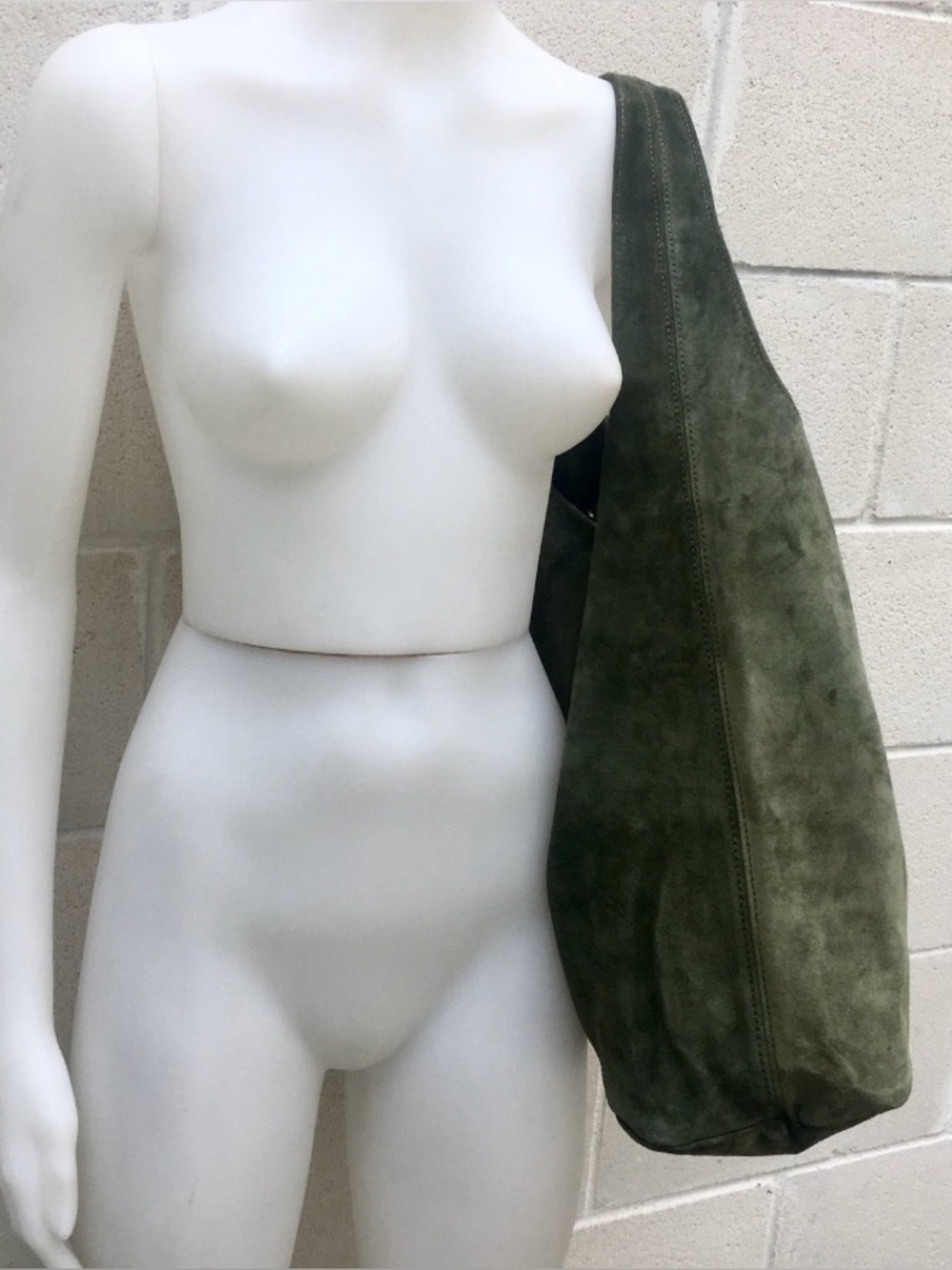 Made in Italy suede leather zipper tote moss / warm sage green - Picture 12 of 13